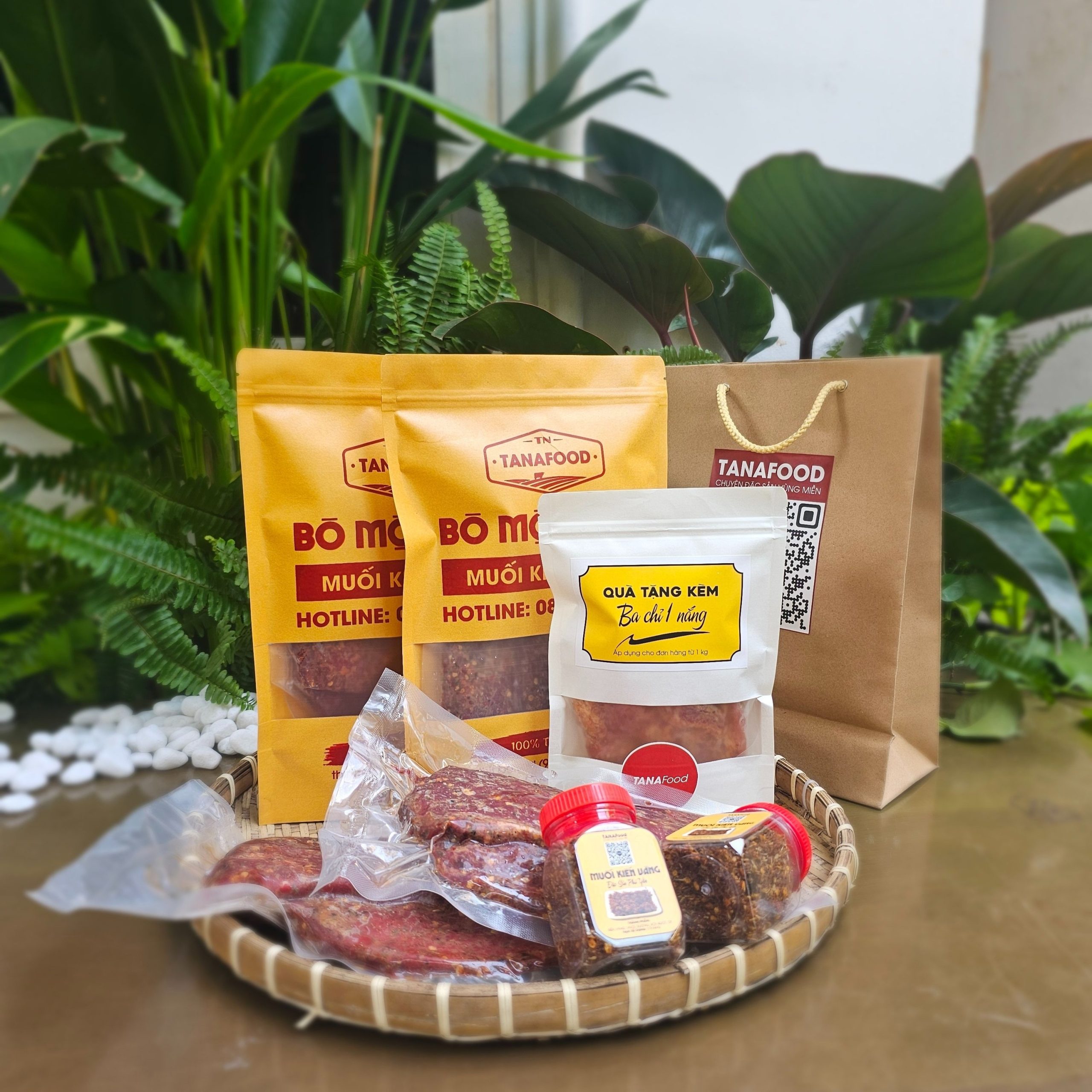 Bò 1 nắng muối kiến vàng